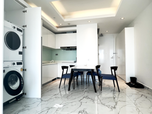 Higher Floor 2Bedrooms - J Tower 2 Condo