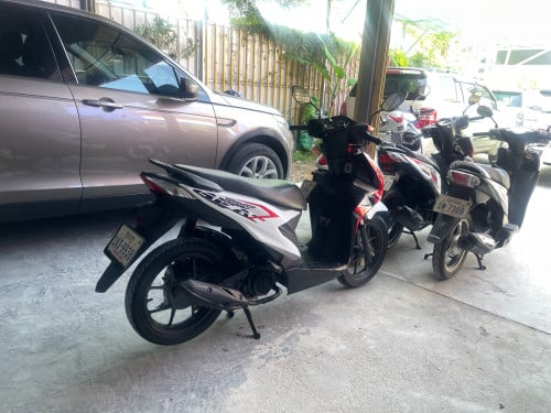 Honda Beat 024 កាតគ្រីម្ចាស់ដេីម