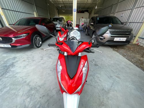 Honda Beat 024 កាតគ្រីម្ចាស់ដេីម