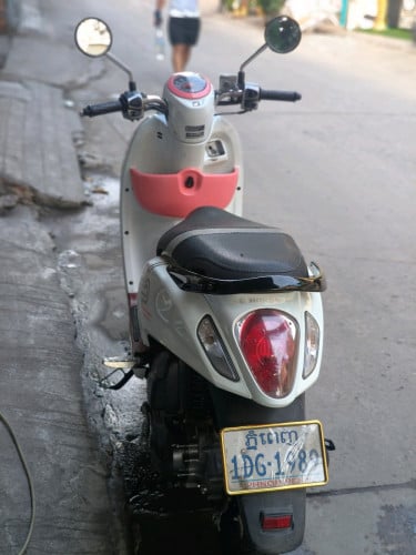 Honda Scoopy i 2015