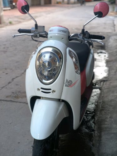 Honda Scoopy i 2015