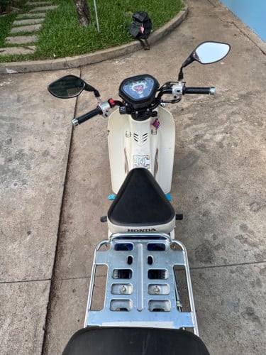 honda super cub 50c ជប៉ុន​សុទ្ធ​ស៊ីសាំងតិច​