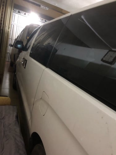 Hyundai Starex H1 015