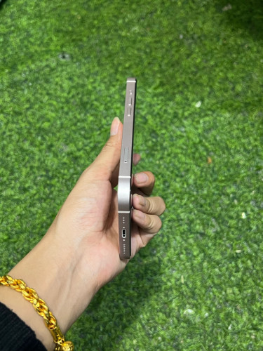 iPhone 13 ពណ៌ផ្កាឈូក 🍏 LLA 128GB  Battery 87% 🔋 តួស្អាត 99% សំណុំហ្សីន អត់ជាប់អី