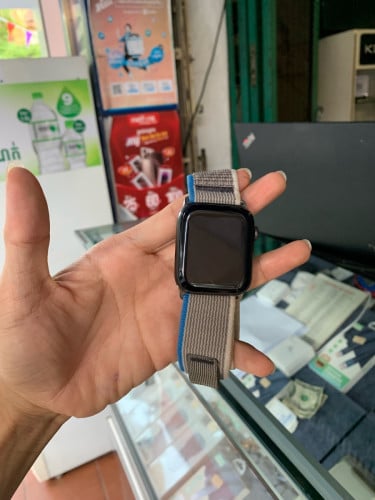 Iwatch SE 44mm