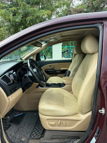 KIA Carnival 2019 Full Option ឡានខ្លាញ់គោមួយទឹករបស់ក្រុមហ៊ុន KIA Cambodia