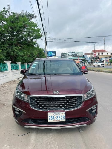 KIA Carnival 2019 Full Option ឡានខ្លាញ់គោមួយទឹករបស់ក្រុមហ៊ុន KIA Cambodia