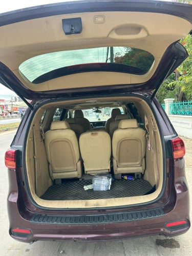 KIA Carnival 2019 Full Option ឡានខ្លាញ់គោមួយទឹករបស់ក្រុមហ៊ុន KIA Cambodia