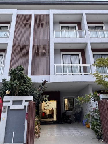 La Palm Residences