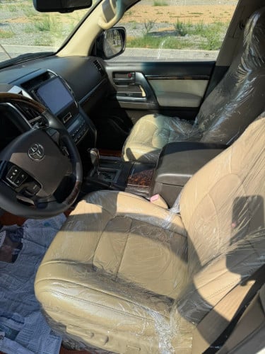 Land cruiser 2008 V8 ម៉ាសូត​ លេខ​ CM