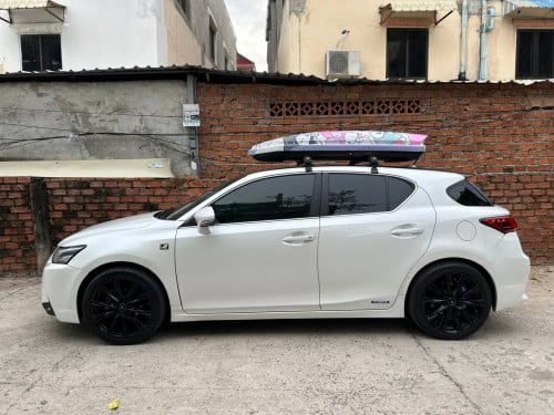 Lexus CT 200h ឆ្នាំ2012 up 2020 ម្ចាស់ដើមទី1 ពូកស្បែកសុីន