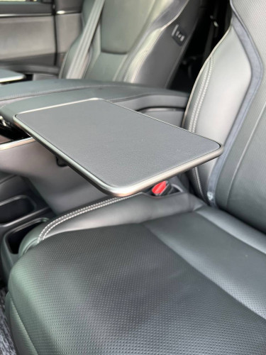 Lexus lm350h 2024 7seat full option សុី1ជុំថ្មីដូចខ្លាញ់គោ