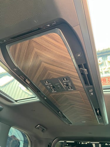 Lexus lm350h 2024 7seat full option សុី1ជុំថ្មីដូចខ្លាញ់គោ