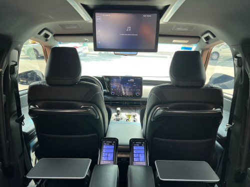 Lexus lm350h 2024 7seat full option សុី1ជុំថ្មីដូចខ្លាញ់គោ
