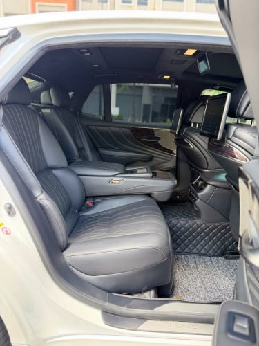 Lexus LS500 full 2018