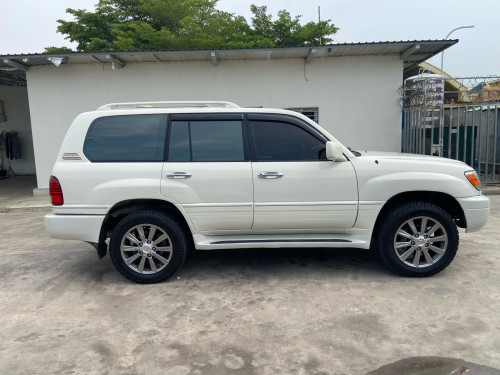 LEXUS LX470 1999 V8 P2 សាំង+ហ្គាស
