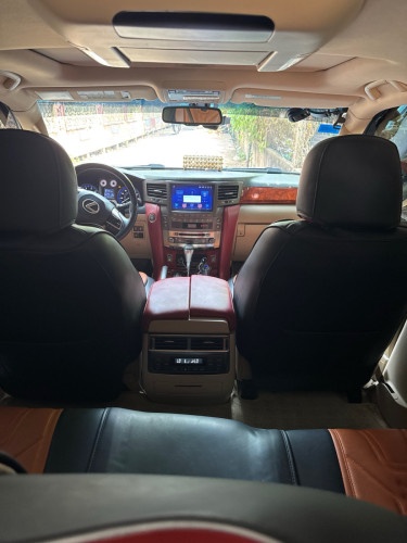 Lexus LX570 ឆ្នាំ 2009 ឡេីង 2021 Kuru នៅស្អាត ខ្ចីញិញ តំលៃគ្មានពី44500$ចចា ម្ចាស់ប្រើផ្ទាល់070404030