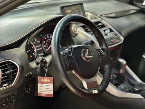Lexus NX 200t 2015 F-Sport