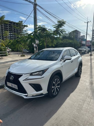 Lexus NX200T 2015 luxury ប៉ុង1 ប៉ូតុង5
