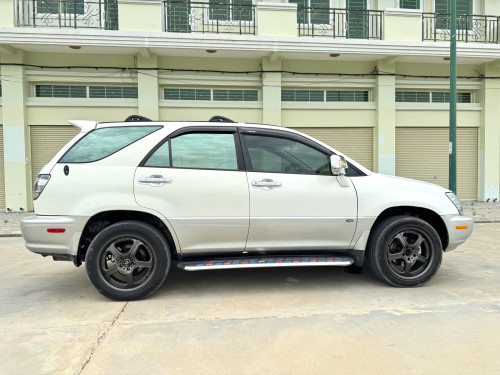 Lexus Rx 300 02