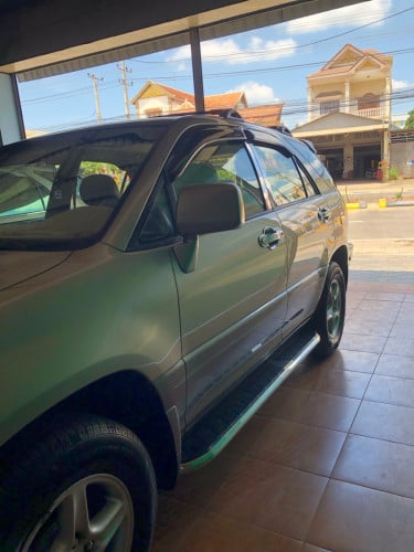 Lexus RX 300 2000 ថ្មីអស់ទាស់ ម្ញែត MC តុបតែងរួច យកទៅជិះតែម្តង