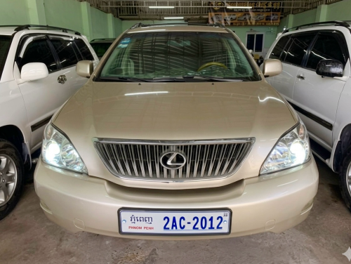 LEXUS RX330 2004 H-FULL ប៉ុងមួយ ពណ៌មាស ប្រភេទឡានមូលសានុំស្រីន ថ្មីខ្លាំង