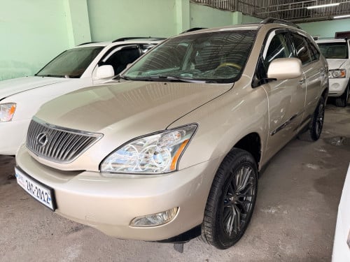 LEXUS RX330 2004 H-FULL ប៉ុងមួយ ពណ៌មាស ប្រភេទឡានមូលសានុំស្រីន ថ្មីខ្លាំង
