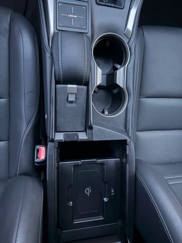 Lxuse nx200t 2016 luxury up to F sport