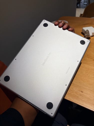 Macbook Pro M3 Max 36GB 1TB 14C-30C
