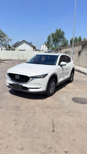 Mazda CX5 2018 ក្រដាស់ពន្ធ