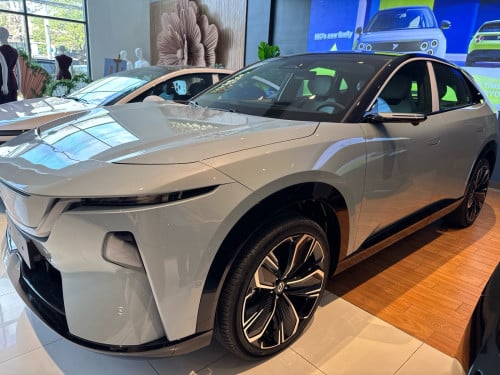 Mazda EZ-60 Max