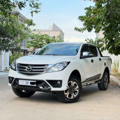 Mazda thunder 020 full option