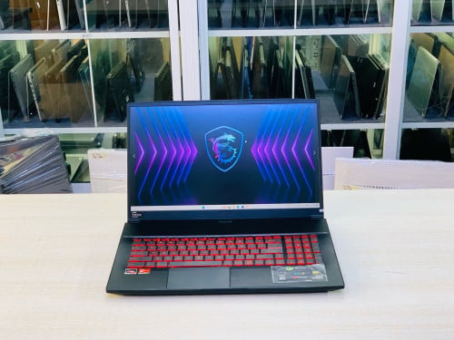 MSI Bravo 17 17.3”FHD 1080 144Hz
