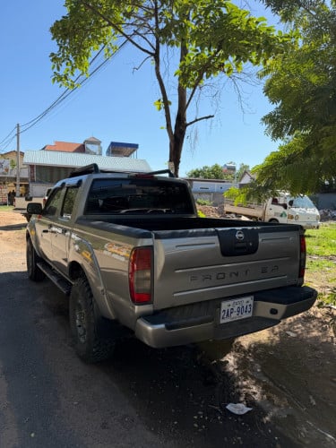Nisan frontier 03-LPGហ្គាស់