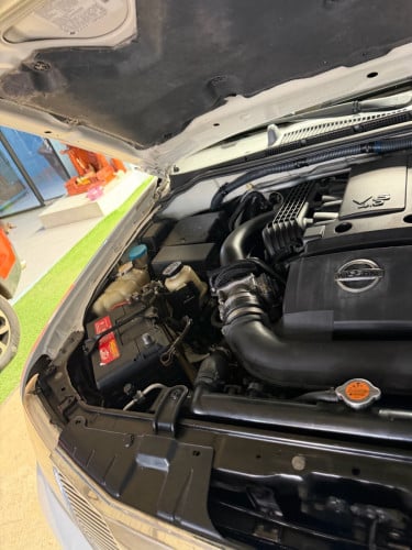 Nissan Frontier 05 ប៉ុង1ដំបូលបេីកហ្វូលអប់សិនរំលស់សុត100%