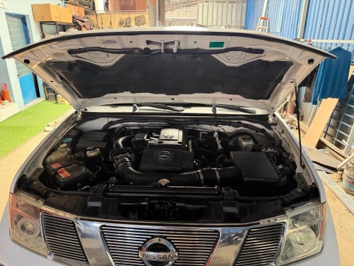 Nissan Frontier 05 ប៉ុង1ដំបូលបេីកហ្វូលអប់សិនរំលស់សុត100%