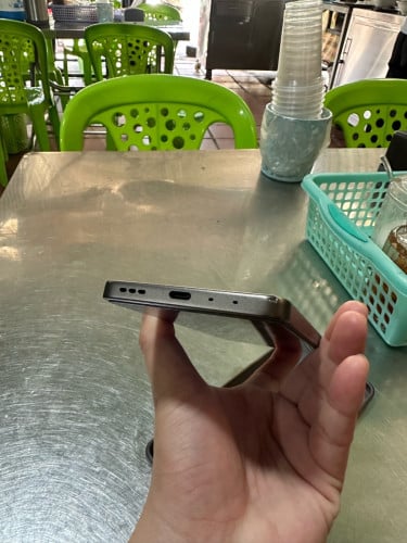 Oppo A5 Pro ram8G/128G  refresh rate 120hz