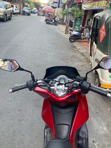 Pcx 015 មានកាត