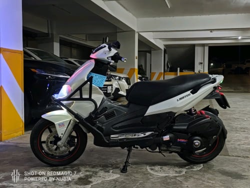 Piggio Gilera Runner st200cc original Italy