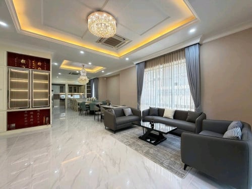 Prince Villa