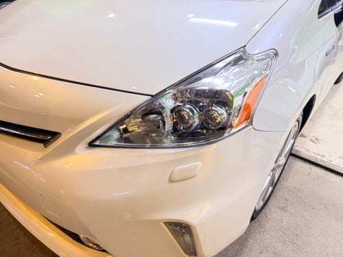 Prius V 2012 option 5