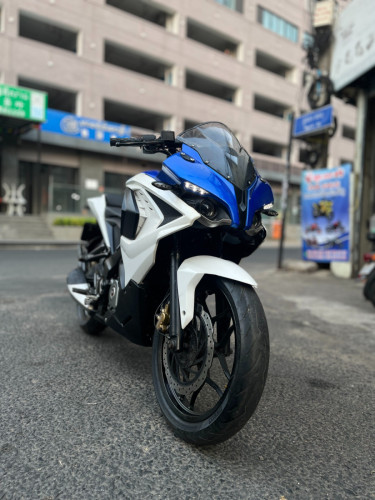 Pulsar 200RS 2018.  ពណ៌​ ស​ ខៀវ​ $1199 ចរចា​