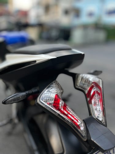 Pulsar 200RS 2018.  ពណ៌​ ស​ ខៀវ​ $1199 ចរចា​