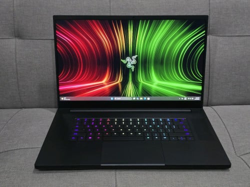 Razer Blade Pro 17 2K 165Hz ស្អាត​ខ្លាំង​