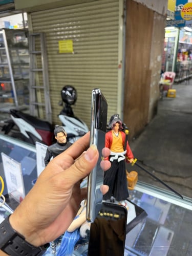 Realme GT5 256G Ram12G Sim2 Global ម៉ាសុីនសានុំស្រុីន