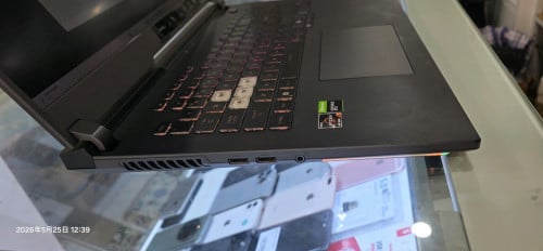 ROG G713  16+256GB screen 17.3"