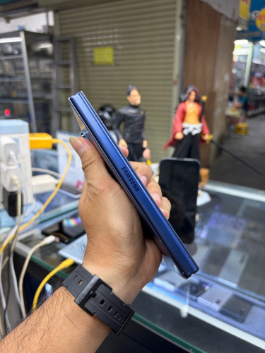 Samsung ZFold6 256G Ram12G Sim2 Global ម៉ាសុីនសានុំស្រុីន