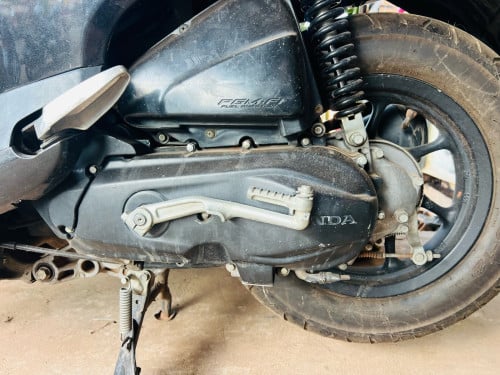 Scoopy 015 ឡើង 023 ស្អាត