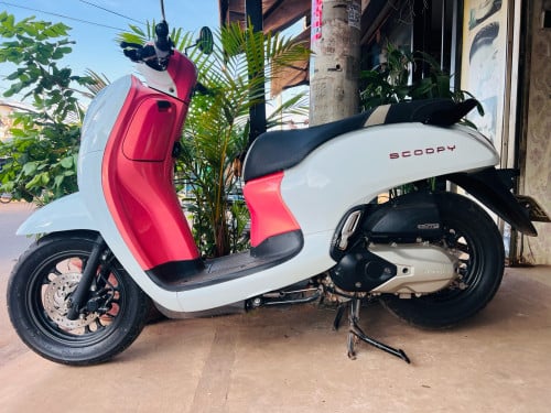 Scoopy 2024 smart key ស្អាត