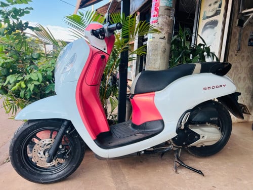 Scoopy 2024 smart key ស្អាត